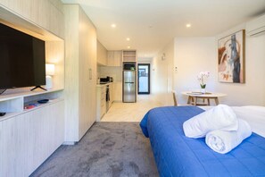 1 bedroom, desk, iron/ironing board, free WiFi