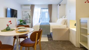 1 bedroom, desk, iron/ironing board, free WiFi