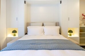 1 bedroom, desk, iron/ironing board, free WiFi