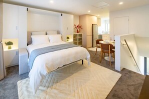 1 bedroom, desk, iron/ironing board, free WiFi