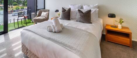 1 habitación, escritorio, tabla de planchar con plancha y wifi gratis