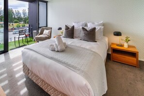 1 quarto, escrivaninha, ferros/tábuas de passar roupa, Wi-Fi de cortesia