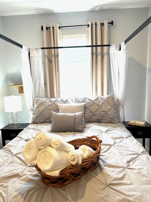 3 sovrum, skrivbord, strykjärn/strykbräda och wi-fi