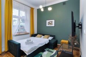 1 bedroom, iron/ironing board, WiFi, bed sheets
