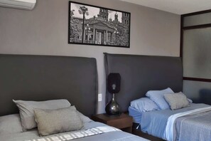 1 chambre, fer et planche à repasser, Wi-Fi, literie fournie