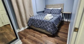 2 chambres, bureau, fer et planche à repasser, Wi-Fi gratuit