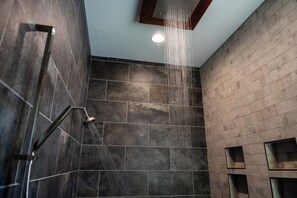 Bruser, håndklæder, Sæbe, Shampoo