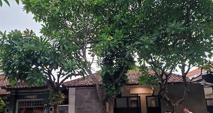 Charming 1BR Studio in Sanur, Walk to Everything!