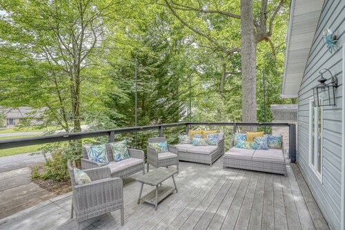 BeachBird Bungalow - Loft/Deck/Sleeps 10! - Minutes to Rehoboth & Lewes Beach