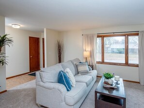 Smart TV, fireplace, video games