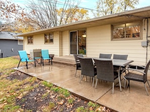 Outdoor dining