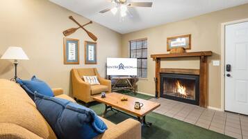 Smart TV y chimenea