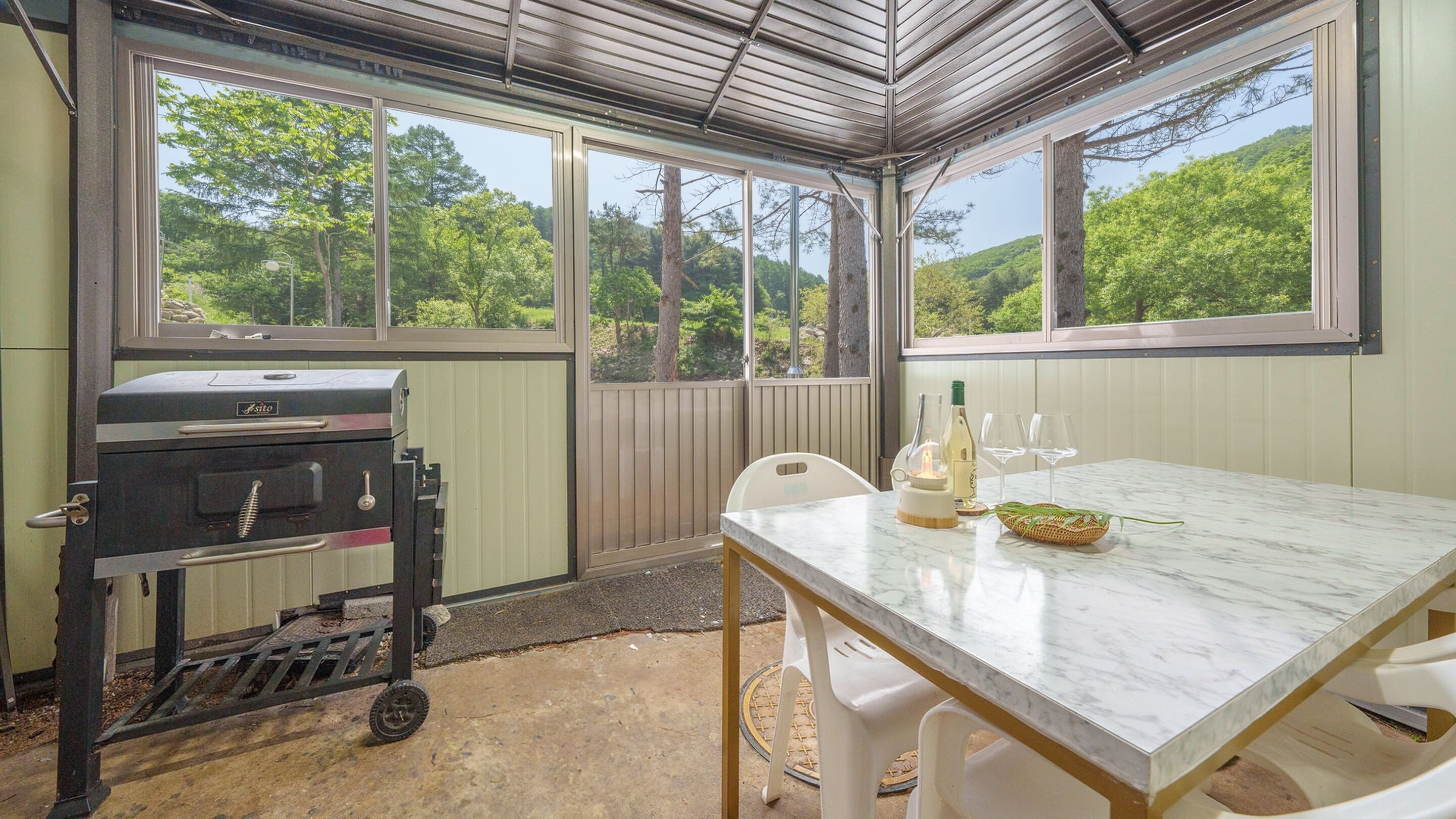 Basic Room, 2 Bedrooms (Room F(Pets  Allowed)) | 2 bedrooms, free WiFi