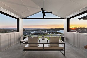 Terrace/patio - Hilltop Haven (Greta)