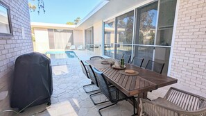 Outdoor dining