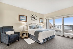 1 bedroom, desk, iron/ironing board, free WiFi - Oceanfront 6th Floor Views at Sandcastles (Fernandina Beach)