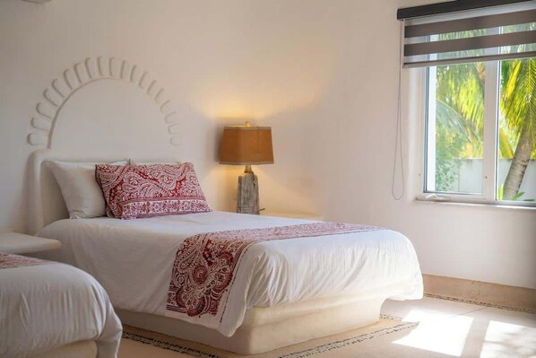 6 Schlafzimmer, Bügeleisen/Bügelbrett, Reisekinderbett, WLAN