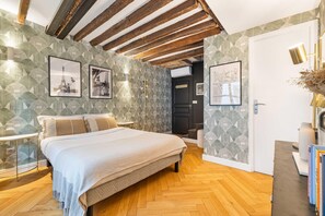 1 bedroom, iron/ironing board, bed sheets
