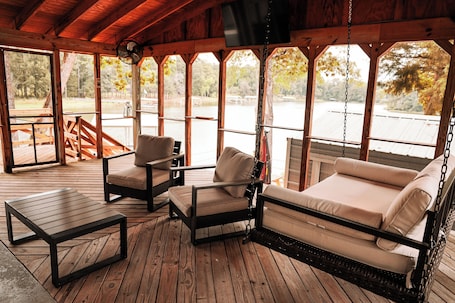 Intérieur. The BaitHouse - Charming Cabin