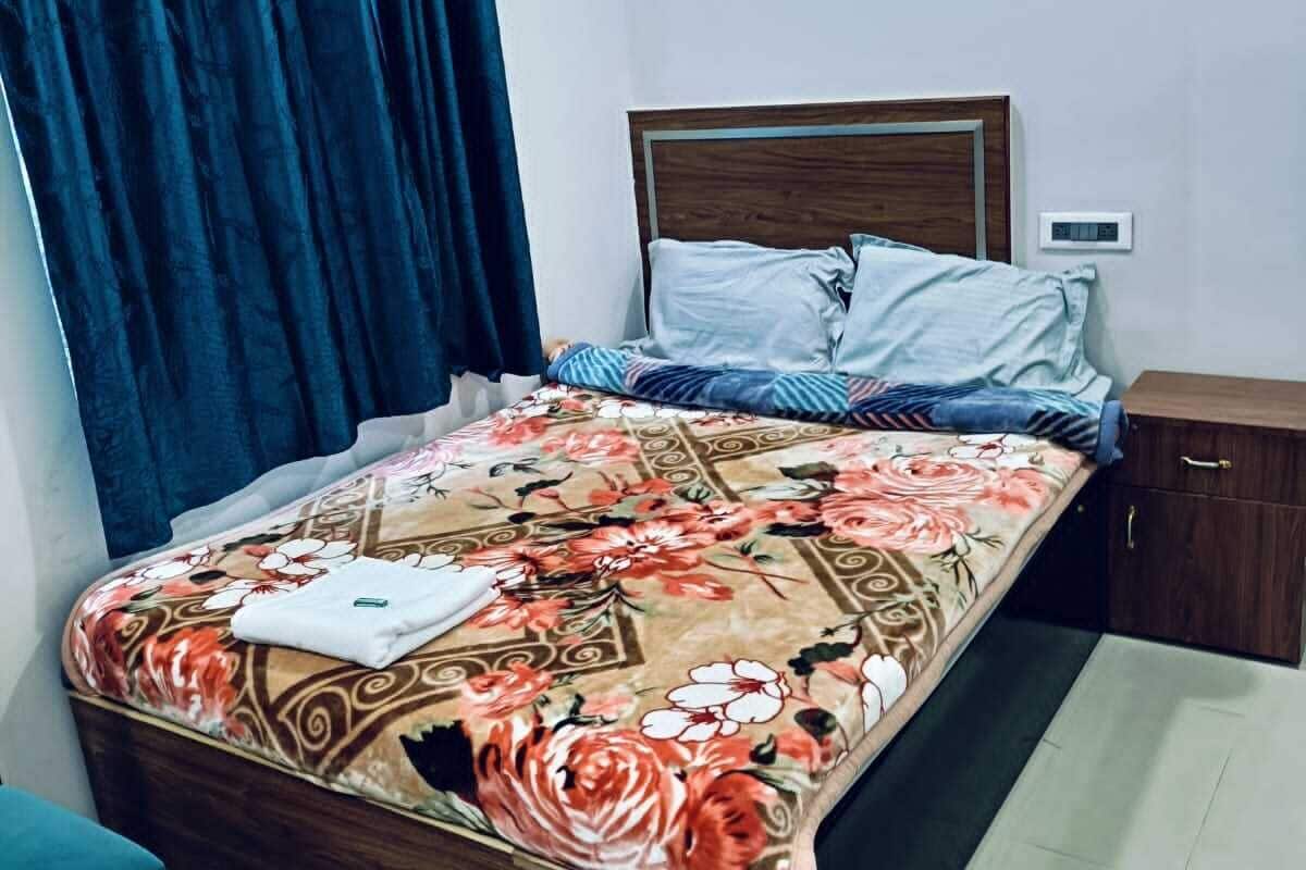 Standard Double Room | Free WiFi