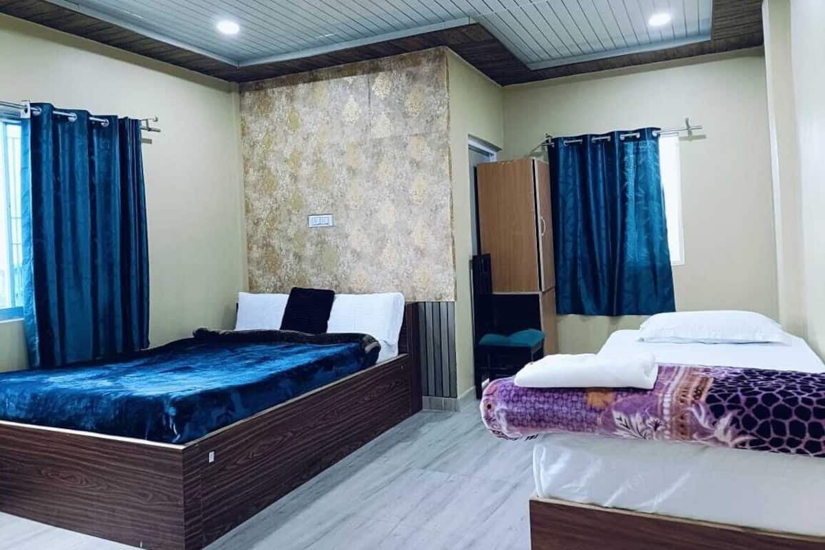 Executive Triple Room | Free WiFi