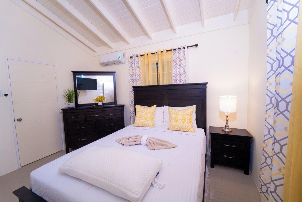 2 多间卧室、熨斗/熨衣板、WiFi、床单