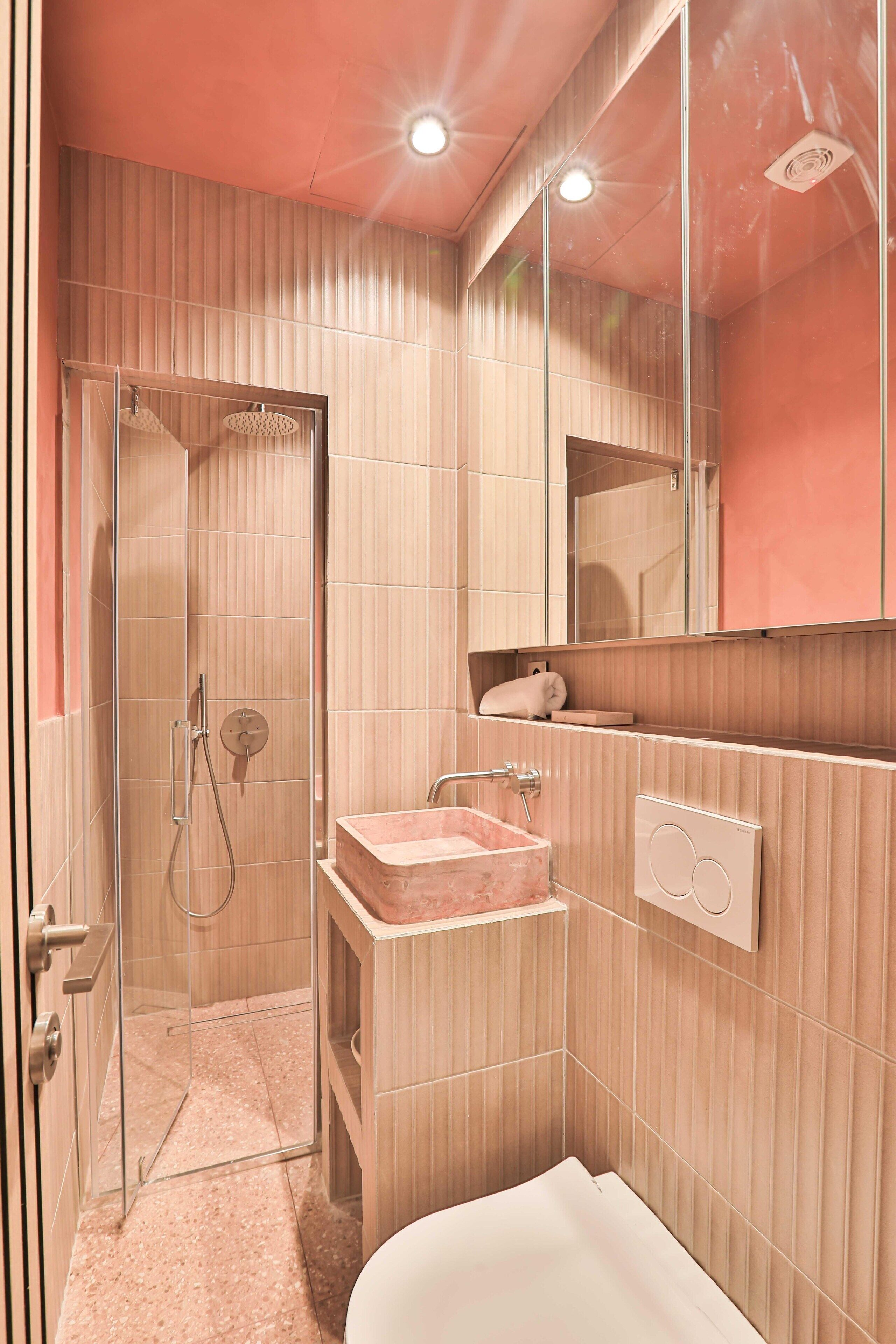 Apartment | Bathroom | Towels