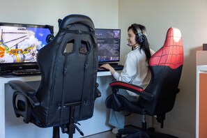 Desk, laptop workspace, soundproofing, free WiFi - Aank Air Icheon Seolbong Lake (Icheon)