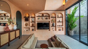 Villa – deluxe, 1 soverom, privat basseng, bassengutsikt | Oppholdsområde