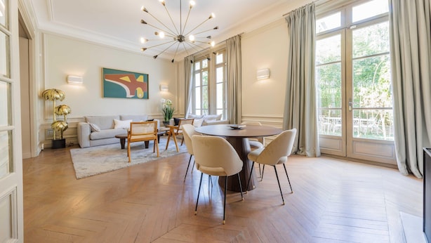 Apartment | Dining - Luxury Mansion With Garden in Heart of Neuilly (Neuilly-sur-Seine)