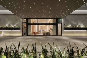 Exterior - Hilton Garden Inn Athens Syggrou Avenue (Kallithea)