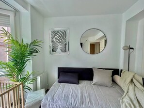 1 Schlafzimmer, Bügeleisen/Bügelbrett, Reisekinderbett, Bettwäsche