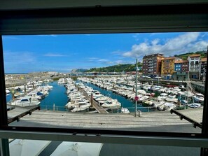 Marina - Kai begi, wonderful views of the port. (Bermeo)