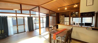 Chitose|5 min. from station|Spacious old house that feels like home|Max 7 people|Free parking|Garden with BBQ|Kurashiki 10 min.