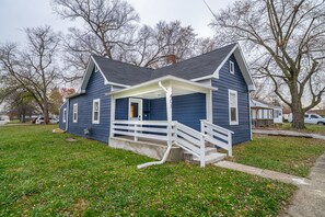 Exterior - Hamilton Hideaway  (Fortville)
