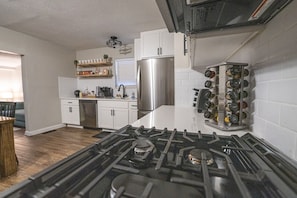 Fridge, microwave, oven, stovetop - Hamilton Hideaway  (Fortville)