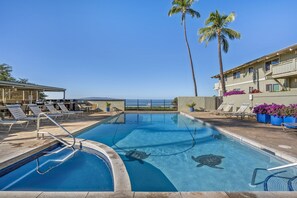 Pool - Shores of Maui 215 - Dramatic Ocean Views, Steps to the Beach, Renovated, AC! (Kihei)