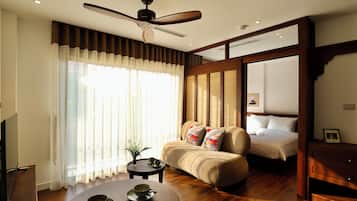 Apartemen Panorama, balkon, pemandangan kota | Area keluarga | TV layar datar