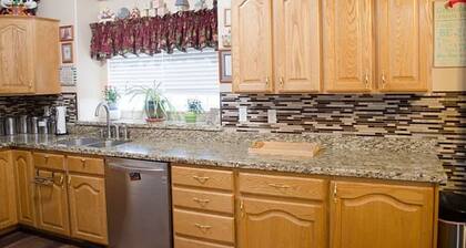 Luxury Mountain Retreat – 5BR Home Near Ski Resorts
