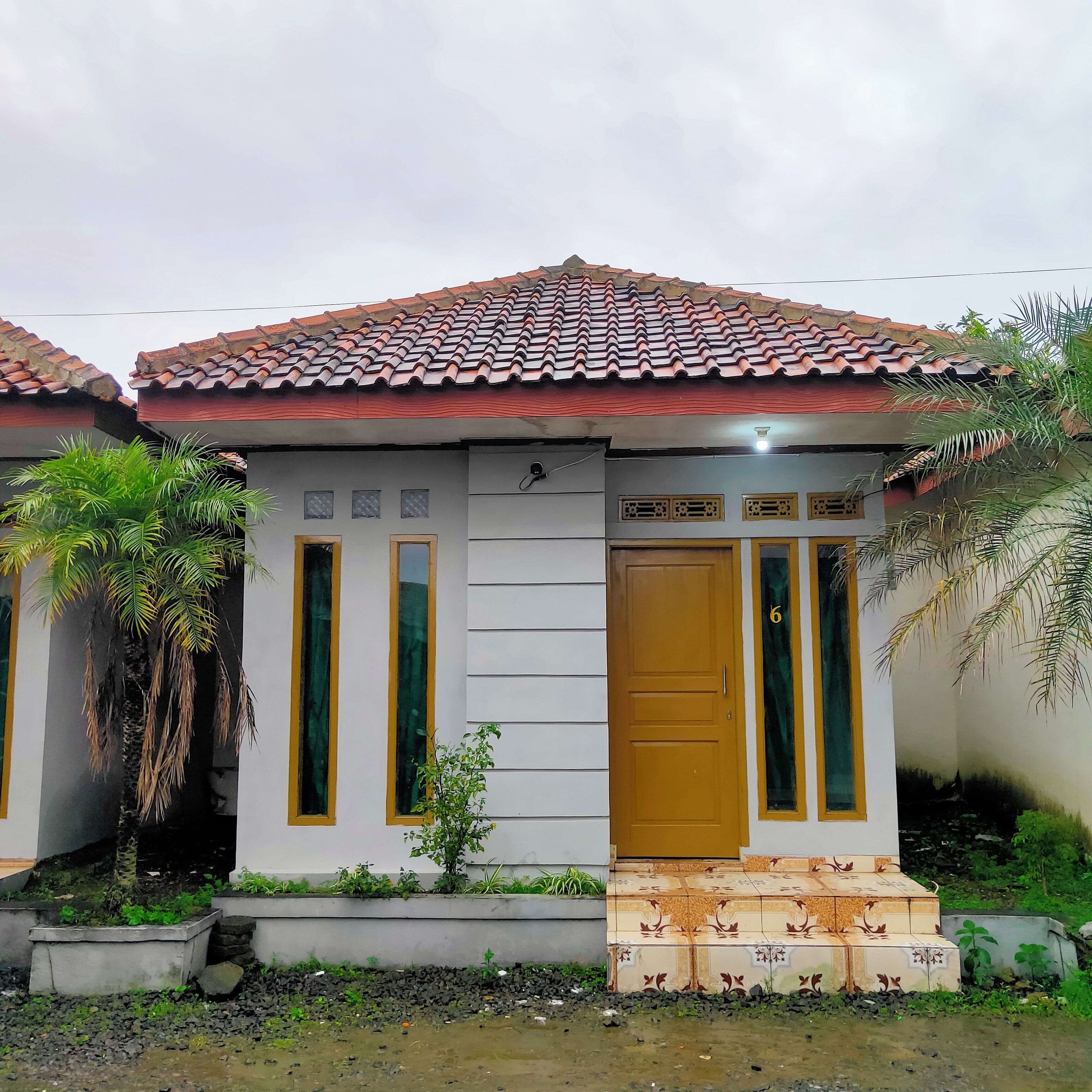 Basic Room, Smoking | Desk