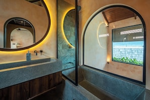 Deluxe Villa, 1 Bedroom, Private Pool, Pool View | Deep soaking bathtub