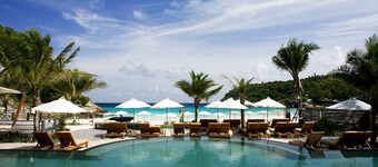 Villa Batok - One Bedroom Resort, Sleeps 2