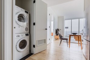 Interior - Blueground | Downtown BK, gym & w/d, nr BAM (Brooklyn)