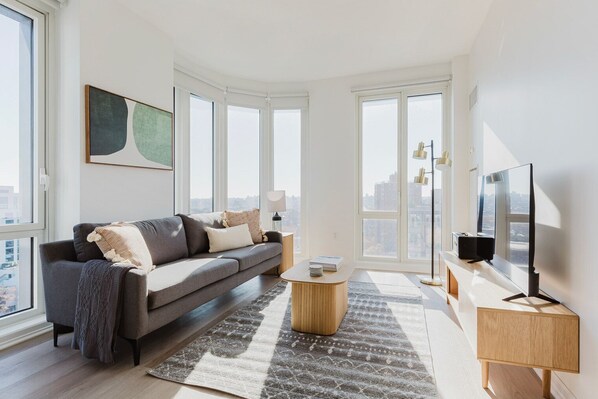 テレビ、ステレオ