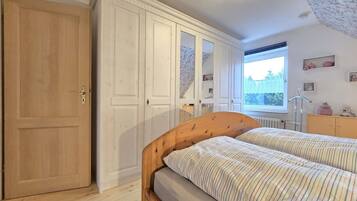 3 chambres, fer et planche Ă  repasser, Wi-Fi, draps fournis
