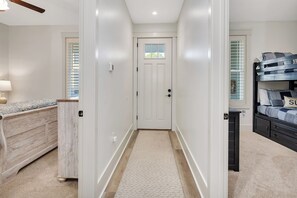 3 soverom, strykejern/-brett, wi-fi (inkludert) og sengetøy