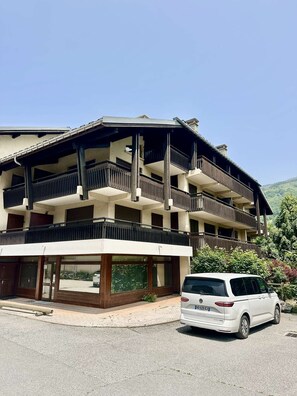 Esterni
