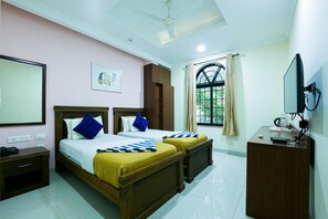 Ropa de cama de alta calidad, cortinas blackout y wifi gratis 