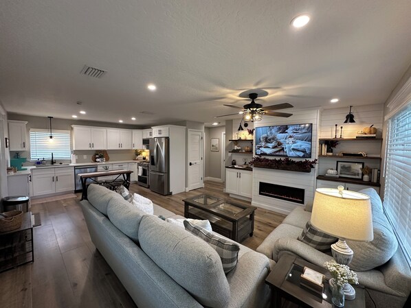 Téléviseur connecté, foyer