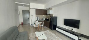 Smart TV - Alinea studio shah alam (Shah Alam)